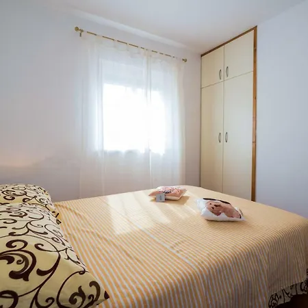 Apartman Ostrog *