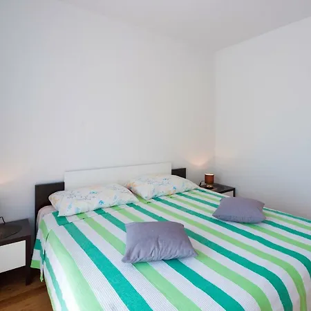Apartman Ostrog