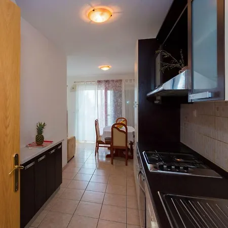 Apartman Ostrog *