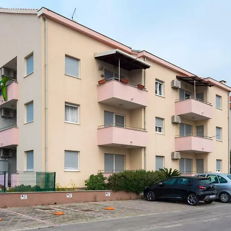 Lejlighed Apartman Ostrog *